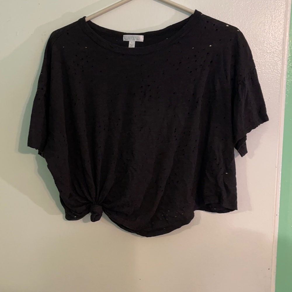 Black crop top